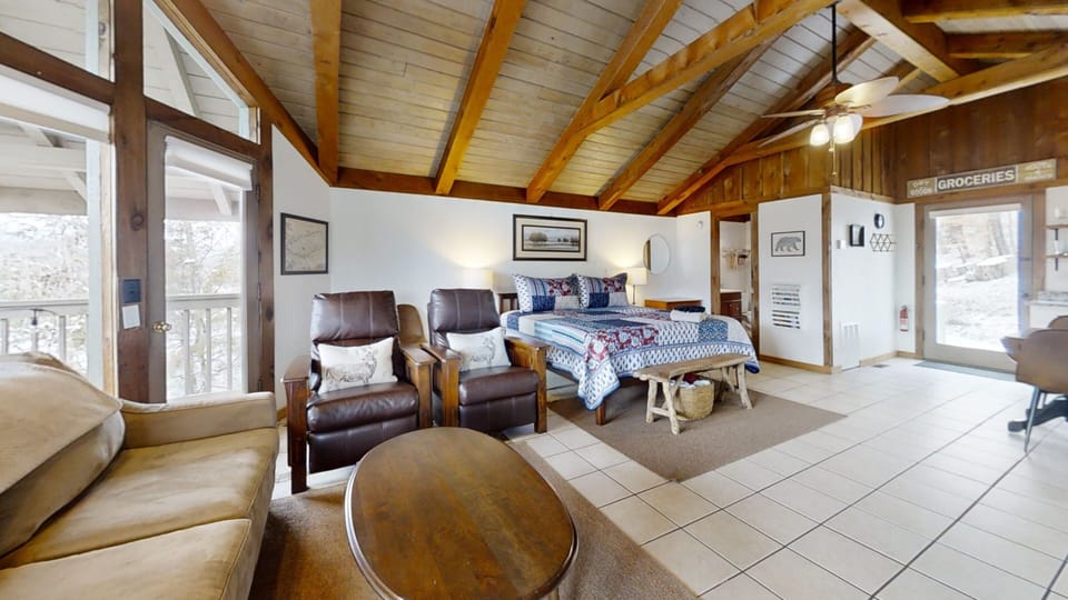 Cabin, 1 Bedroom | 1 bedroom, free WiFi