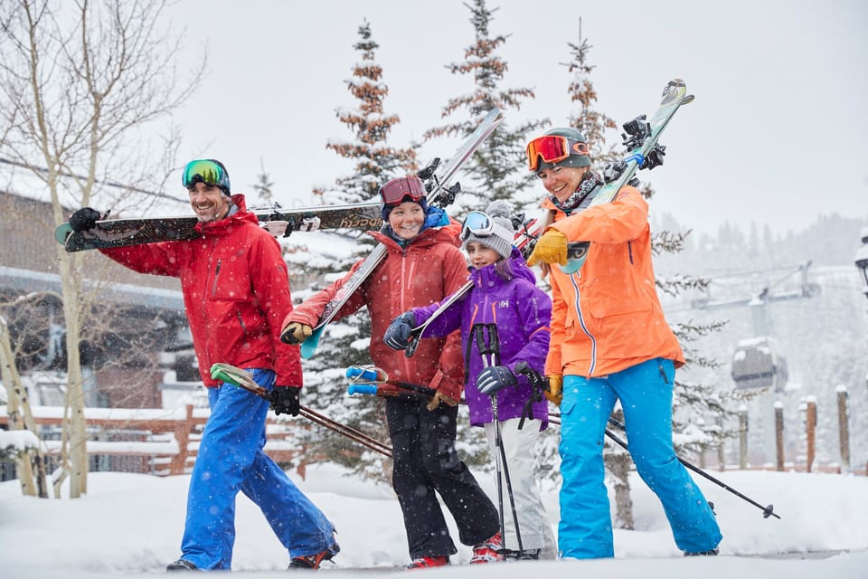 Soaring Ceilings + Mins To Gondola/apres-ski - 2br Sleeps 6 2 Bedroom Townhouse by RedAwning Apartment in Breckenridge