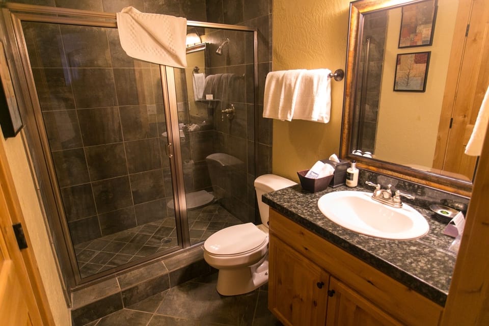 Massive Condo with Views and Rustic Furnishings by RedAwning Apartment in Wasatch County