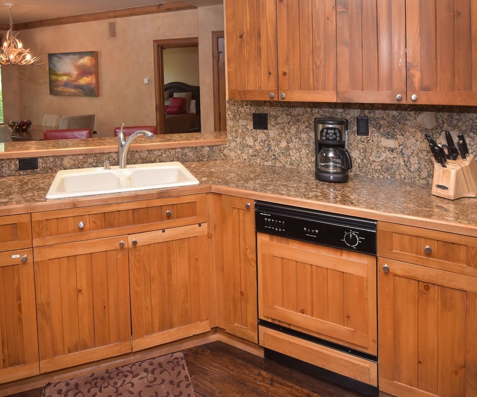 Condo, 2 Bedrooms | Private kitchen | Full-size fridge, microwave, oven, stovetop