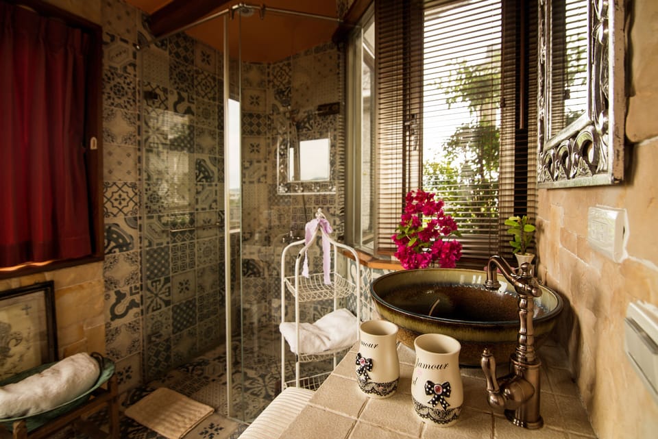 Standard Double Room | 1 bedroom, premium bedding, individually decorated, desk