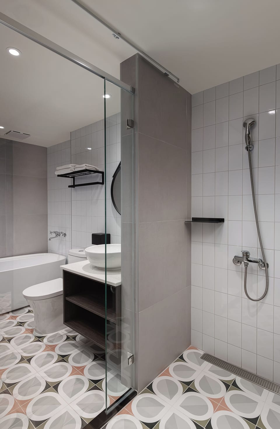 Standard Double Room, Ocean View (B) | Bathroom | Free toiletries, hair dryer, slippers, towels