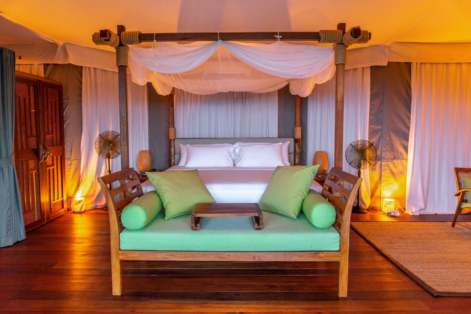 Panoramic Tent, 1 Bedroom, Private Pool, Ocean View | 1 bedroom, free minibar, in-room safe, individually decorated