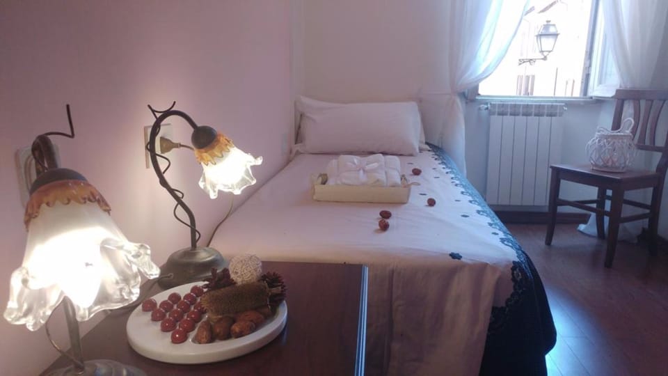 Economy Twin Room, 2 Twin Beds | Iron/ironing board, free WiFi, bed sheets