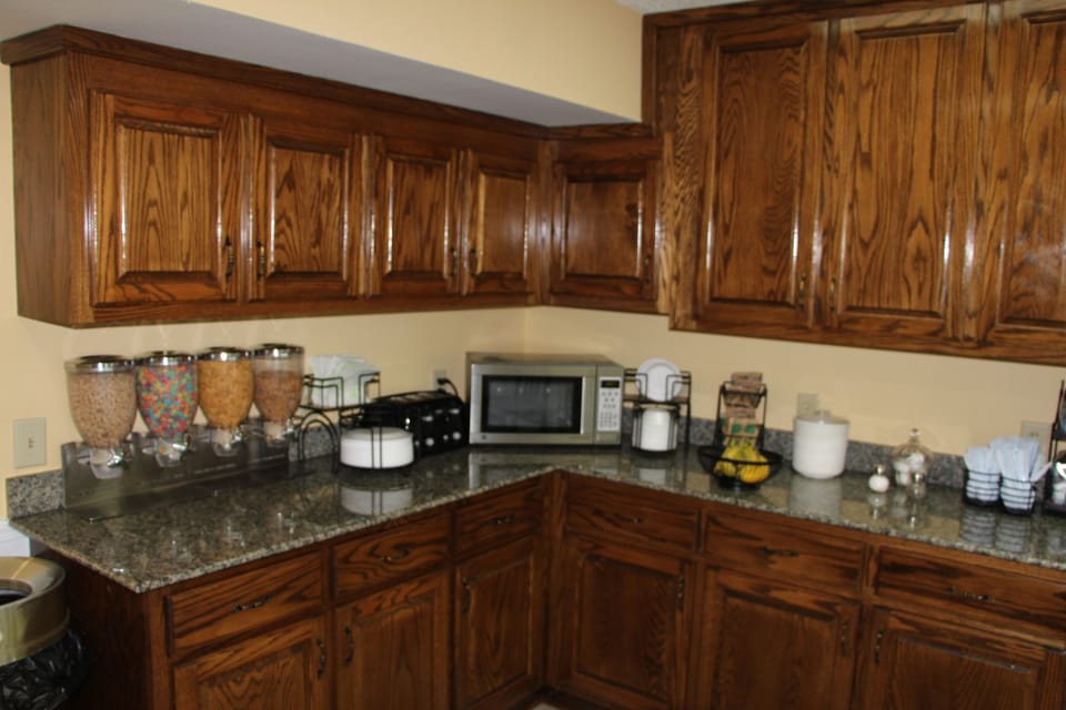 Free daily on-the-go breakfast