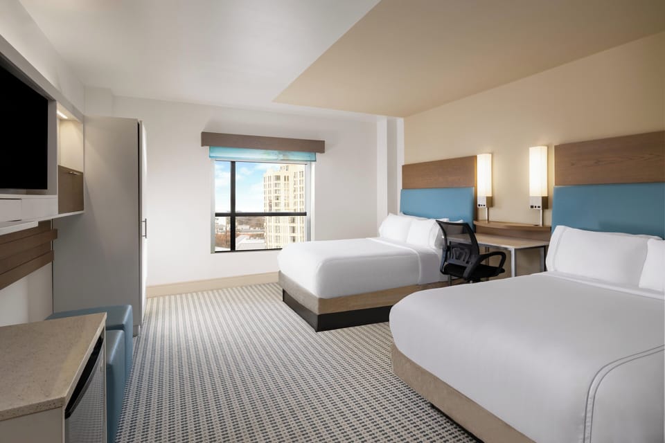 Standard Room, 2 Double Beds, Accessible Bathtub (Mobility) | Premium bedding, in-room safe, desk, free cribs/infant beds
