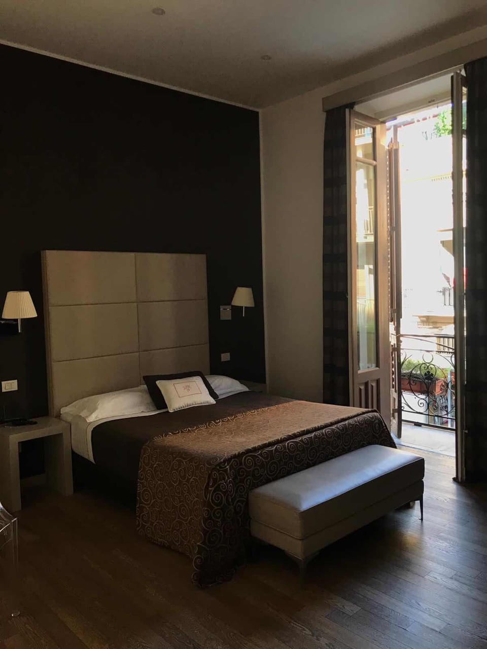 Classic Double Room, 1 Double Bed | Premium bedding, minibar, in-room safe, desk