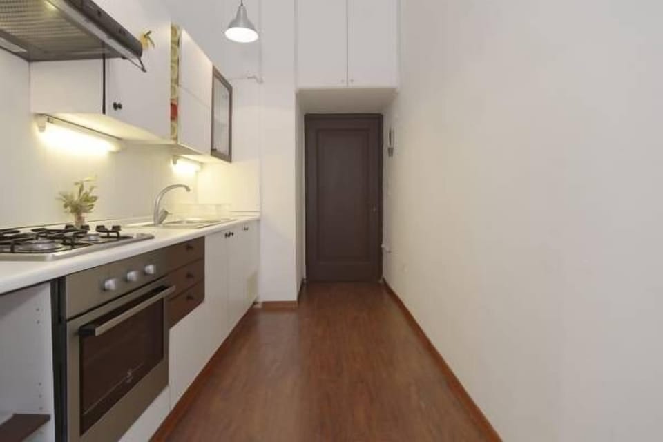 Apartment, 1 Bedroom | Private kitchenette | Fridge, stovetop, cookware/dishes/utensils