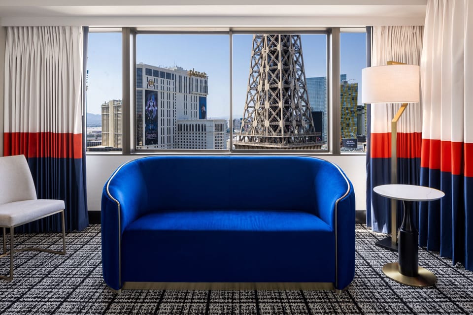 Premium bedding, in-room safe, desk, laptop workspace