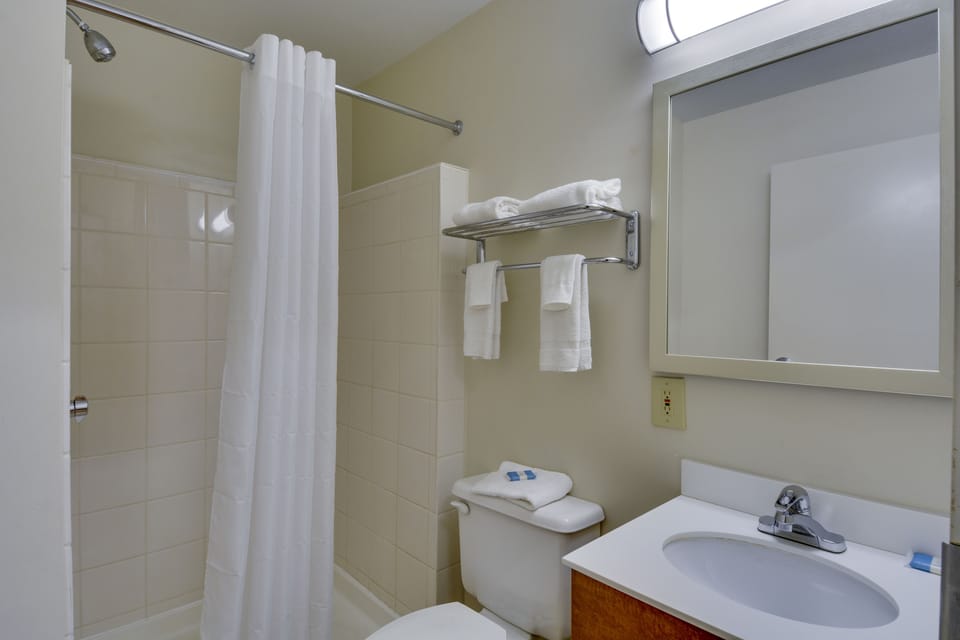 Free toiletries, towels