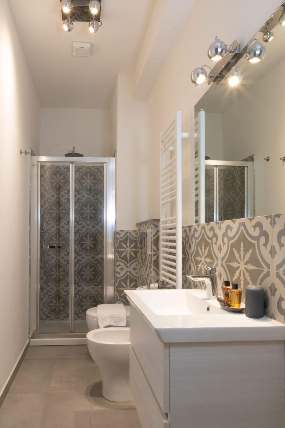 Superior Double or Twin Room | Premium bedding, desk, free WiFi
