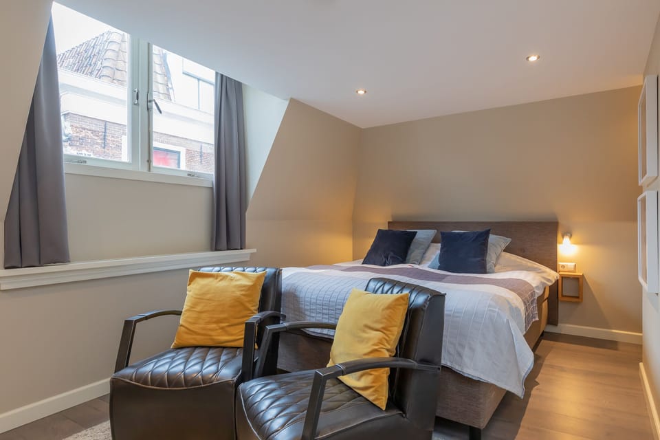 Classic Double Room, City View | Premium bedding, minibar, in-room safe, desk