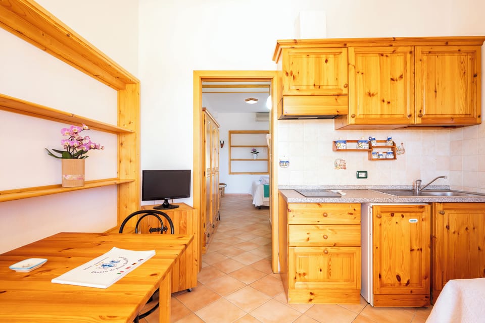 Family Quadruple Room, 2 Bedrooms, Sea View (4 people) | Private kitchen
