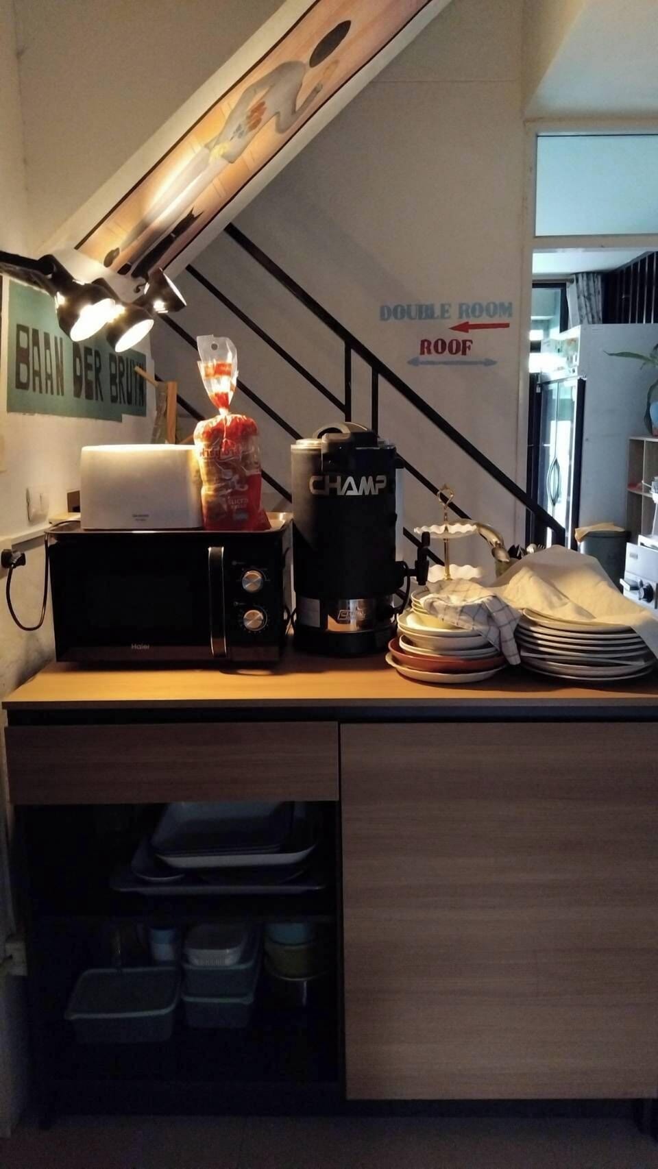 Fridge, microwave, electric kettle