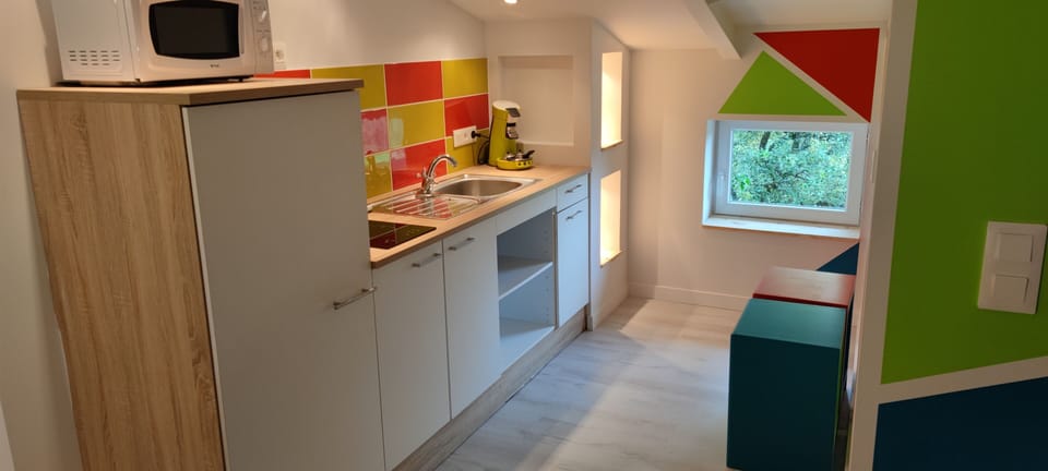 Loft Arlequin | Private kitchen | Coffee/tea maker, electric kettle