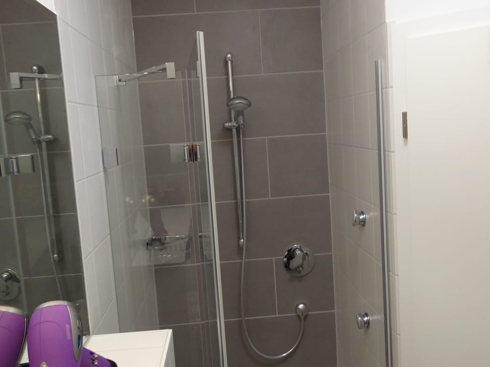 Triple Room, Ensuite (mit Bergblick) | Bathroom