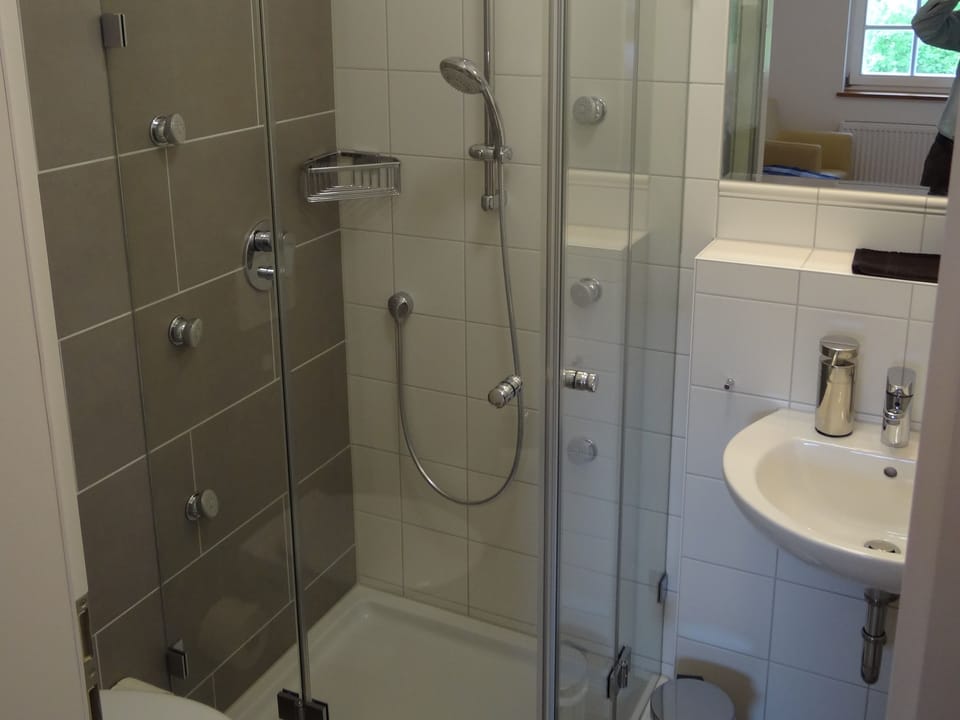 Single Room, Ensuite, Garden View | Bathroom