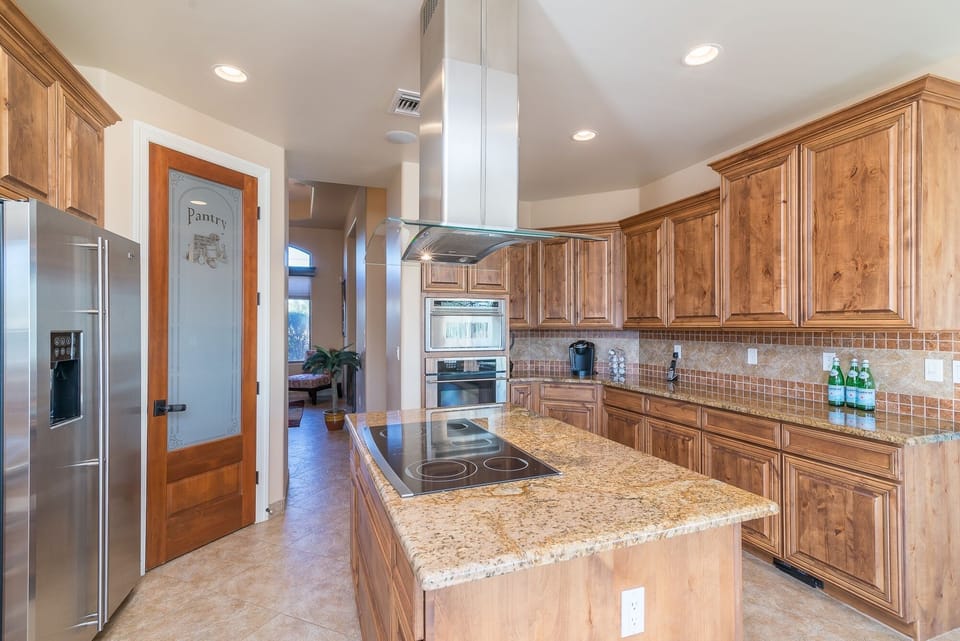 House, 4 Bedrooms | Private kitchen | Fridge, microwave, oven, dishwasher