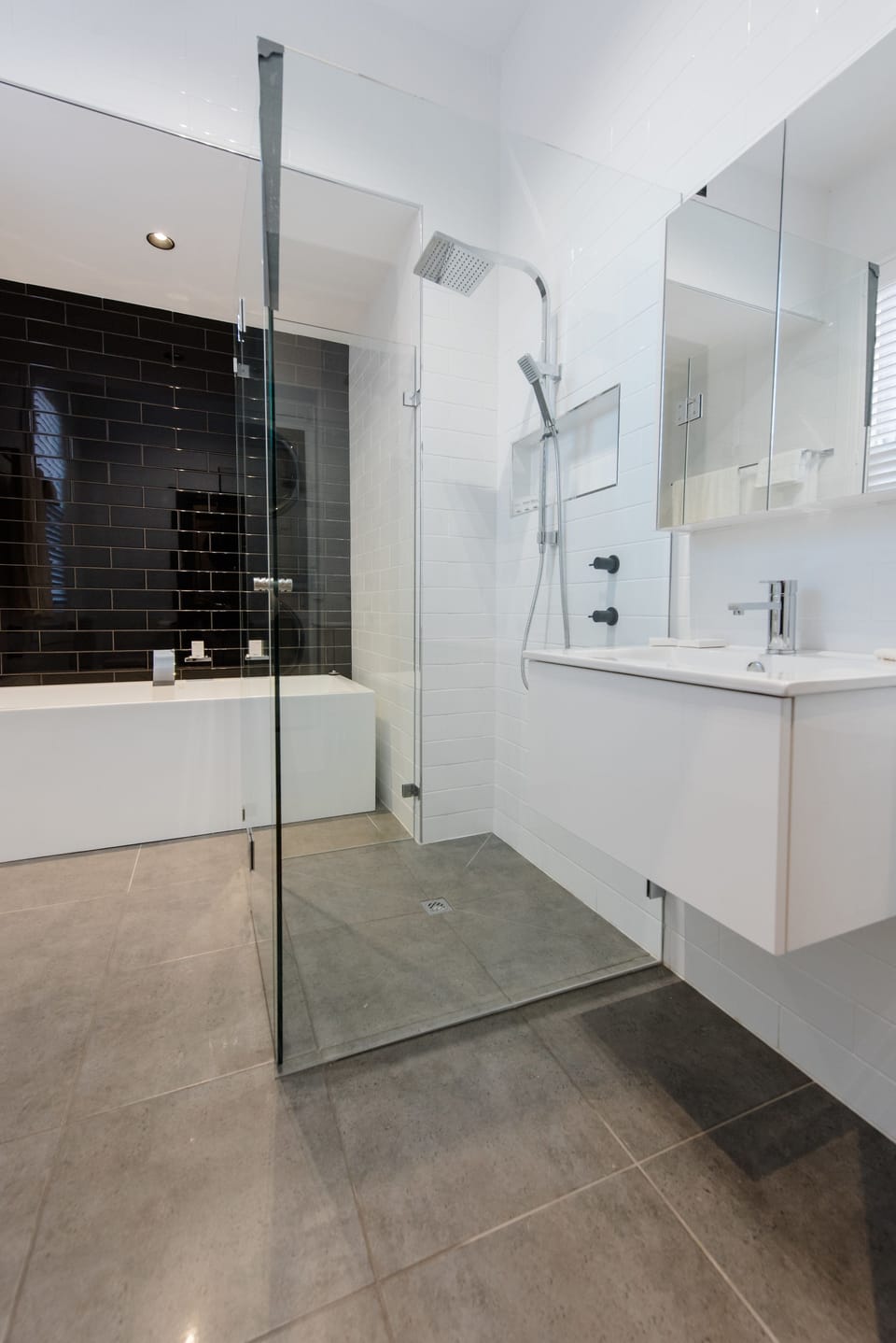 Bespoke On Main Apartment in Rutherglen