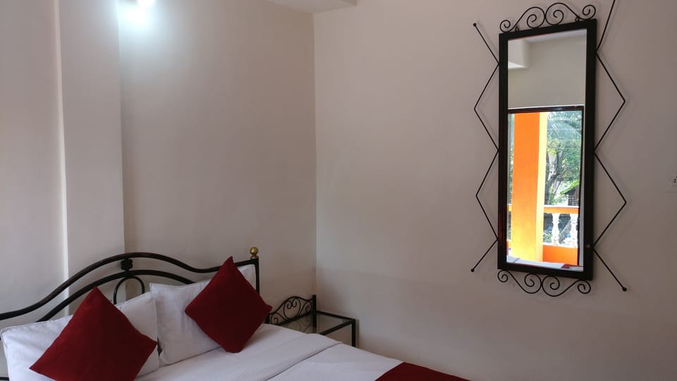 Rollaway beds, free WiFi