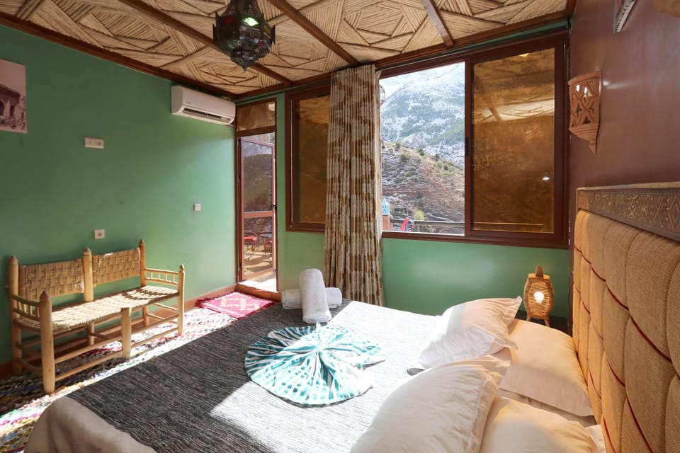 Deluxe Double Room | In-room safe, blackout drapes, soundproofing, free WiFi