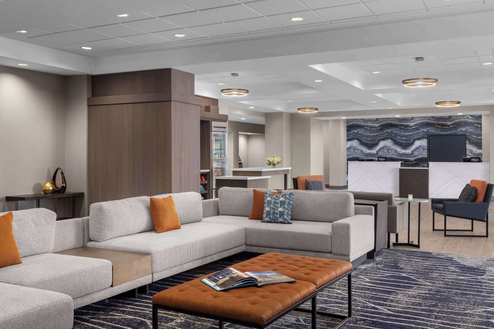 DoubleTree by Hilton Las Vegas Airport Hotel in Paradise