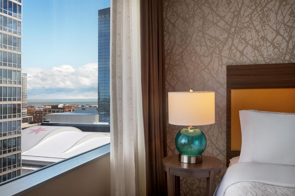 Room, 1 King Bed, Lake View (High Floor) | View from room