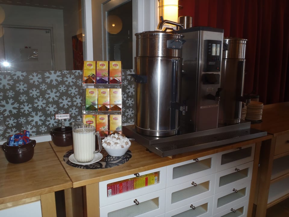 Coffee service
