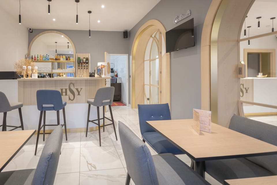 Cafe