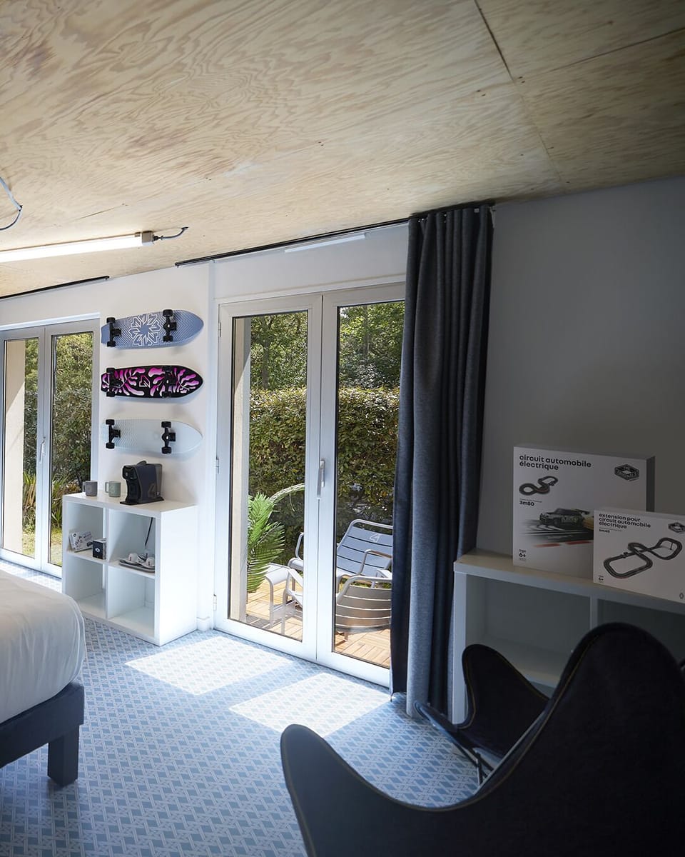 Private bedroom for 4 people with a bathroom | Iron/ironing board, free WiFi, bed sheets