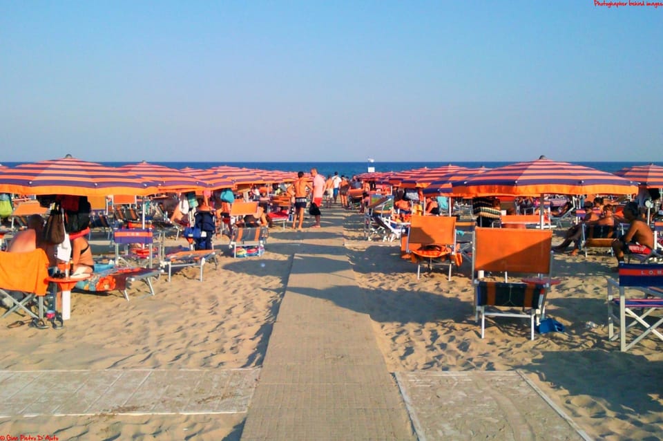 Private beach nearby, white sand, free beach shuttle