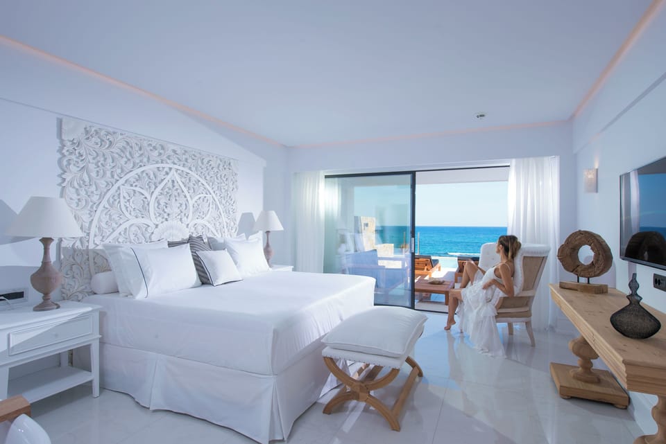 Premium bedding, minibar, in-room safe, individually decorated