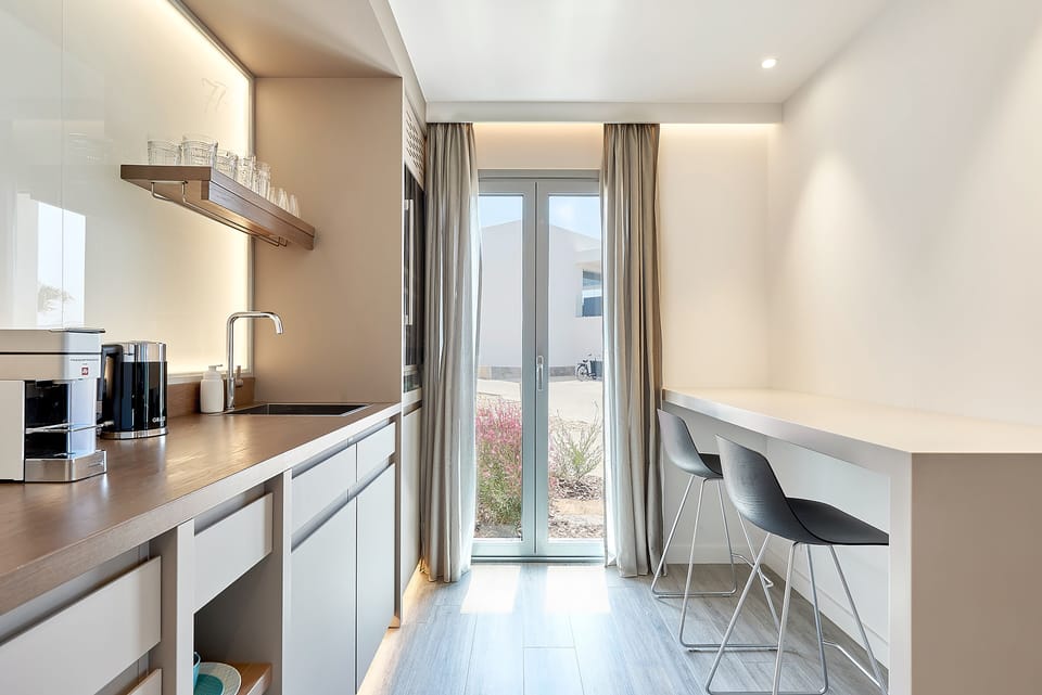 Duplex, Sea View (Cliff Suite) | Dining room