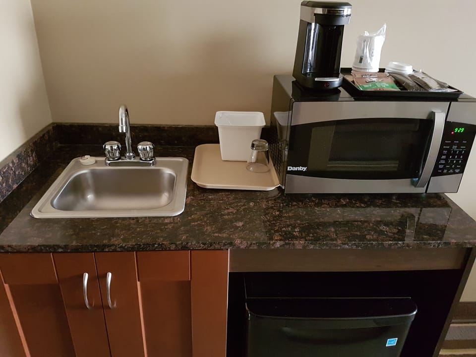 Desk, blackout drapes, WiFi (free), bed sheets