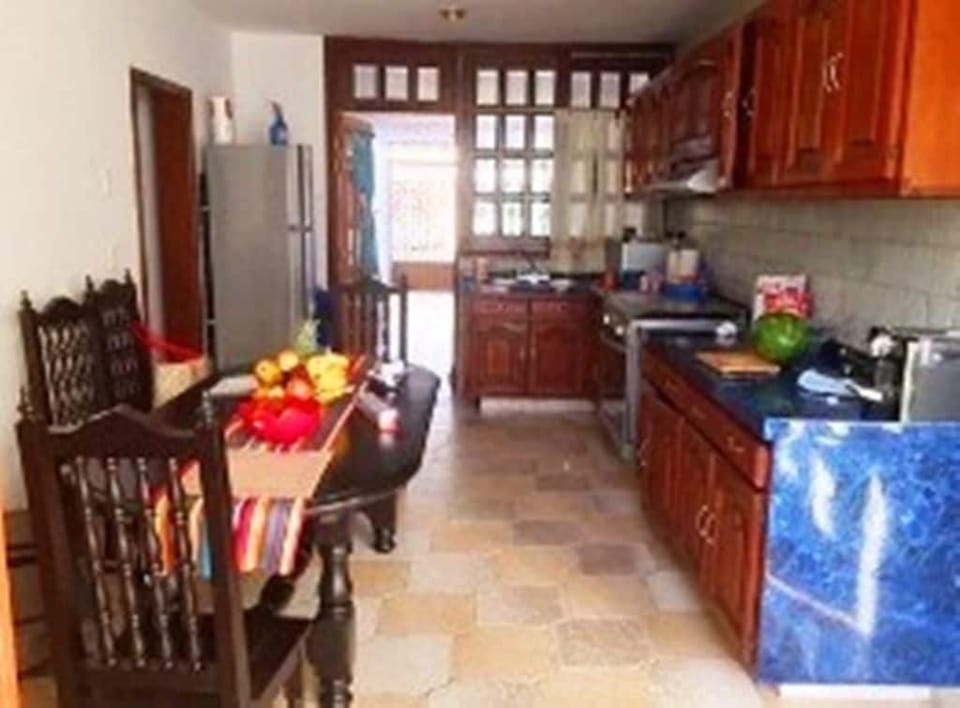 Family House, 5 Bedrooms | Private kitchen | Fridge, coffee/tea maker