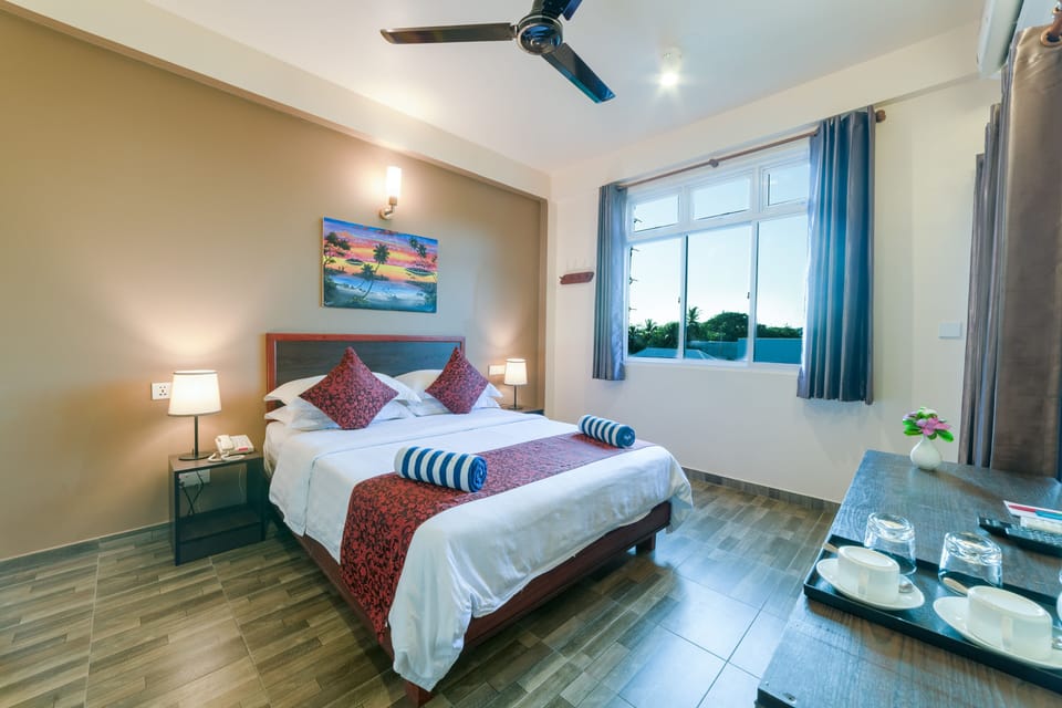 1 bedroom, premium bedding, down comforters, minibar