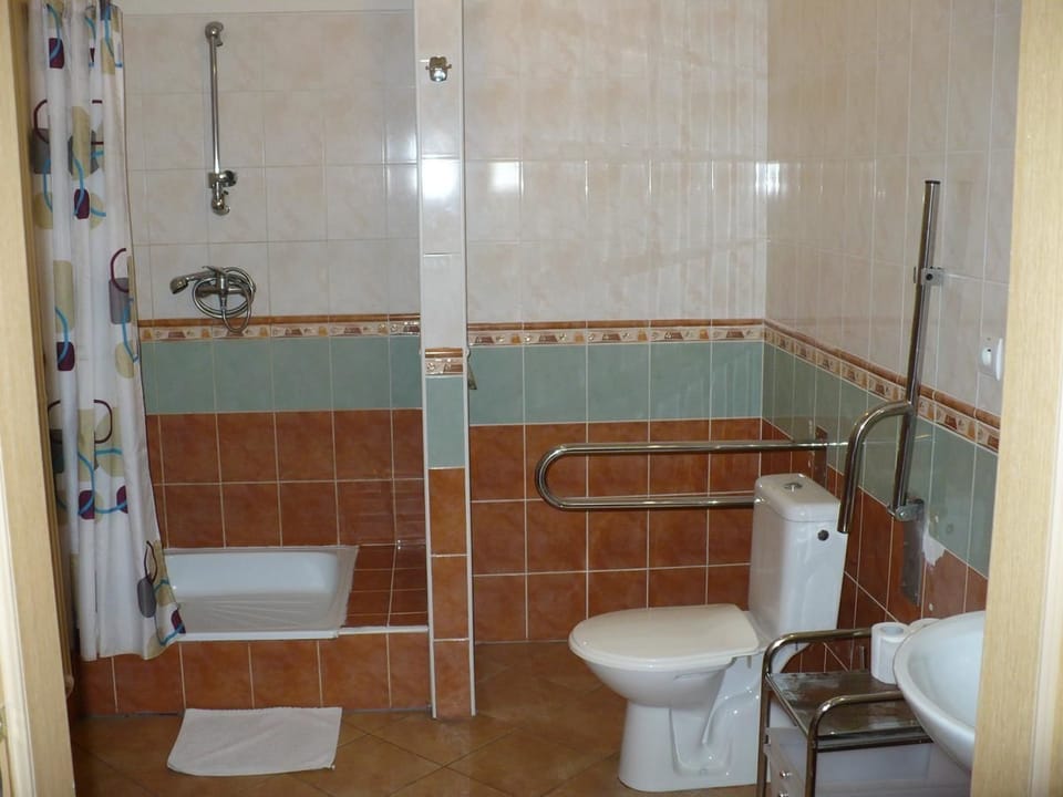 In-room safe, desk, soundproofing, iron/ironing board