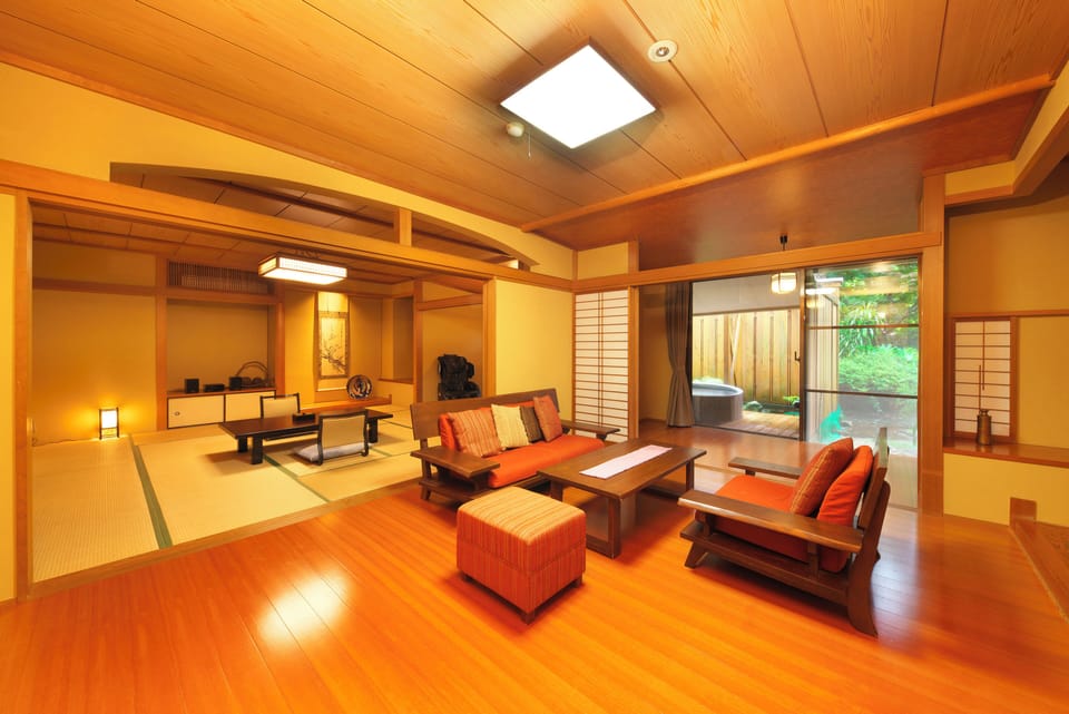 Deluxe Room | In-room safe, soundproofing, free WiFi, bed sheets