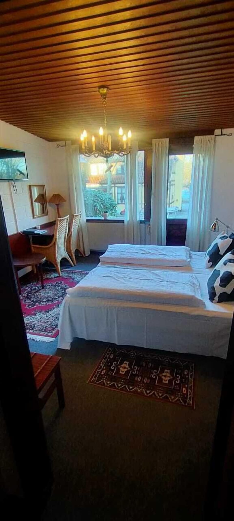 Standard Double Room | 1 bedroom, minibar, free WiFi, bed sheets