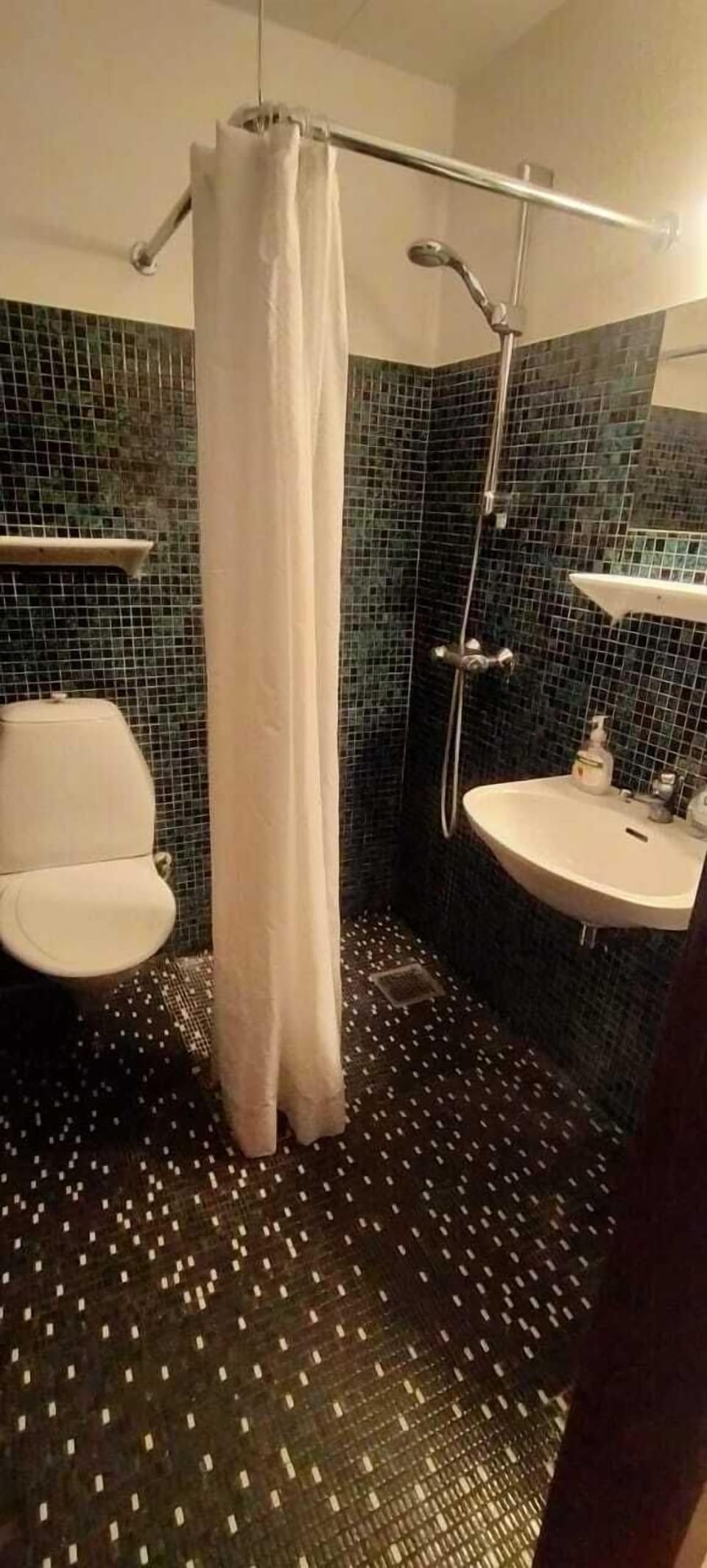 Standard Double Room | 1 bedroom, minibar, free WiFi, bed sheets