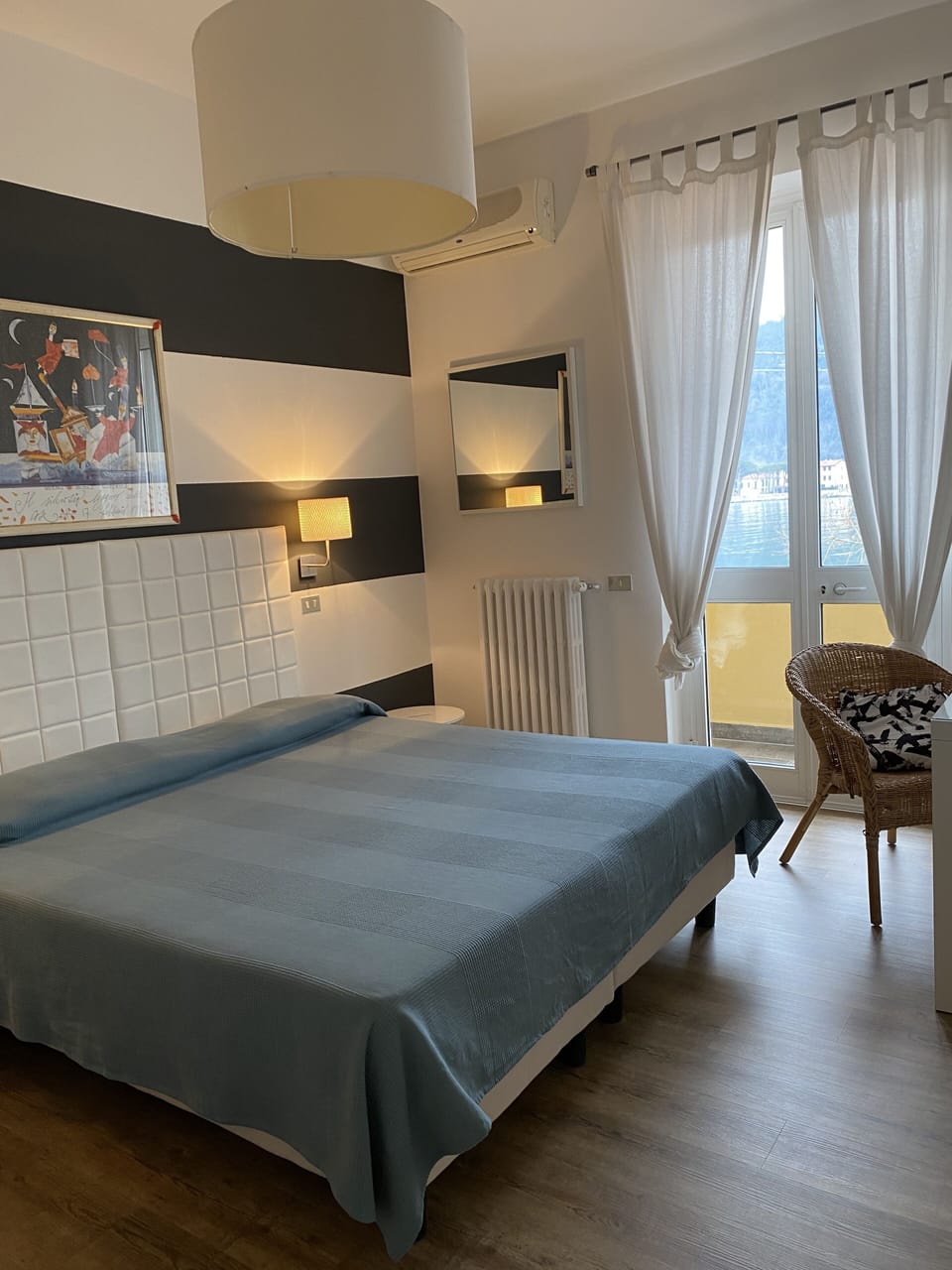 Panoramic Room, Sea View | Minibar, in-room safe, free WiFi, bed sheets