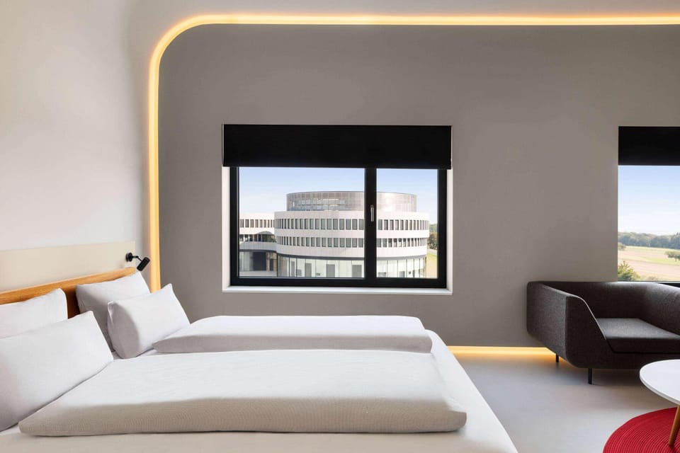 Signature Studio | In-room safe, desk, laptop workspace, soundproofing
