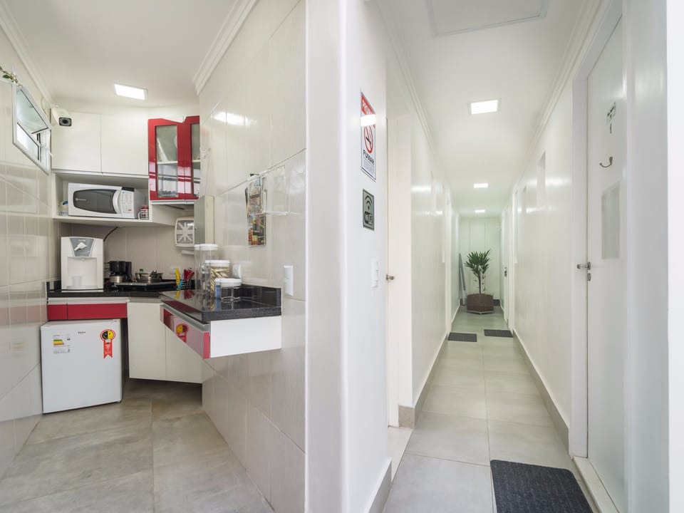 Business Studio | Hallway