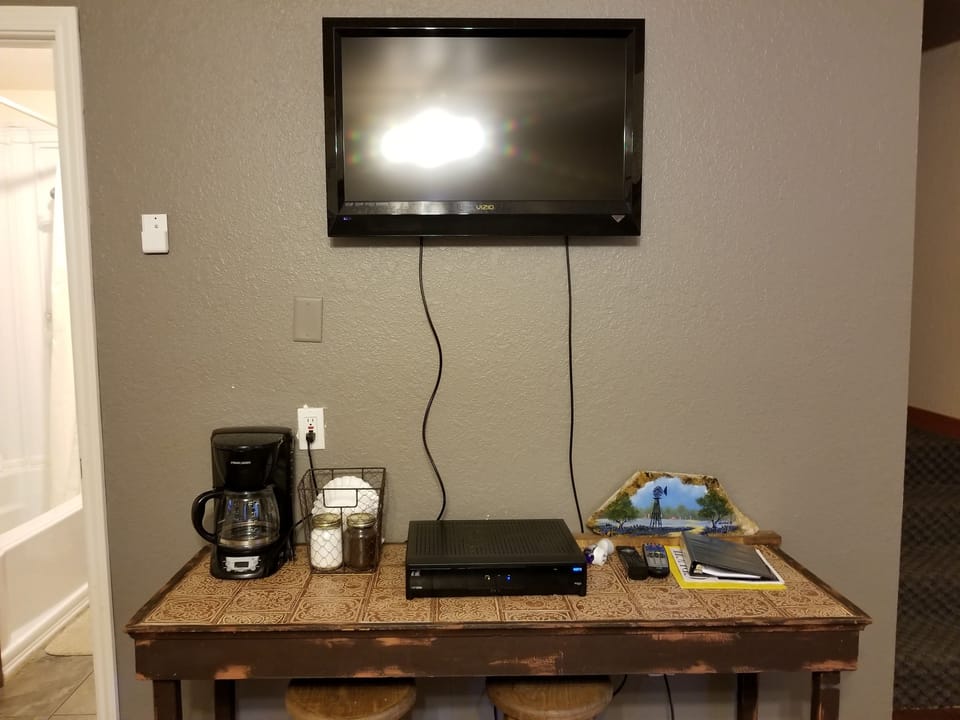 Olive Cabin, 2 Stories, Full Kitchen | Room amenity