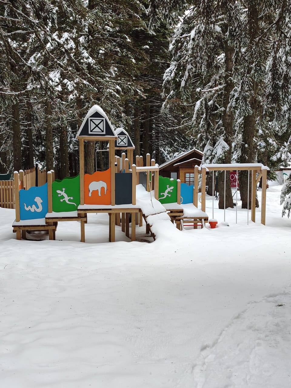 Karinna Forest Houses Campground/ 
RV Resort in Turkey