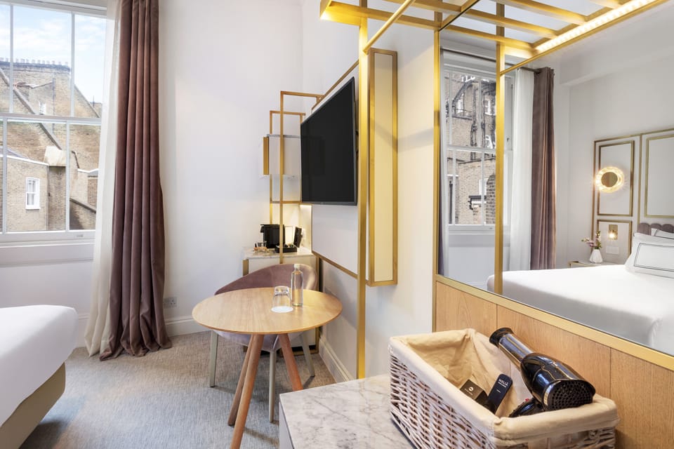 Classic Single Room | Free WiFi, bed sheets