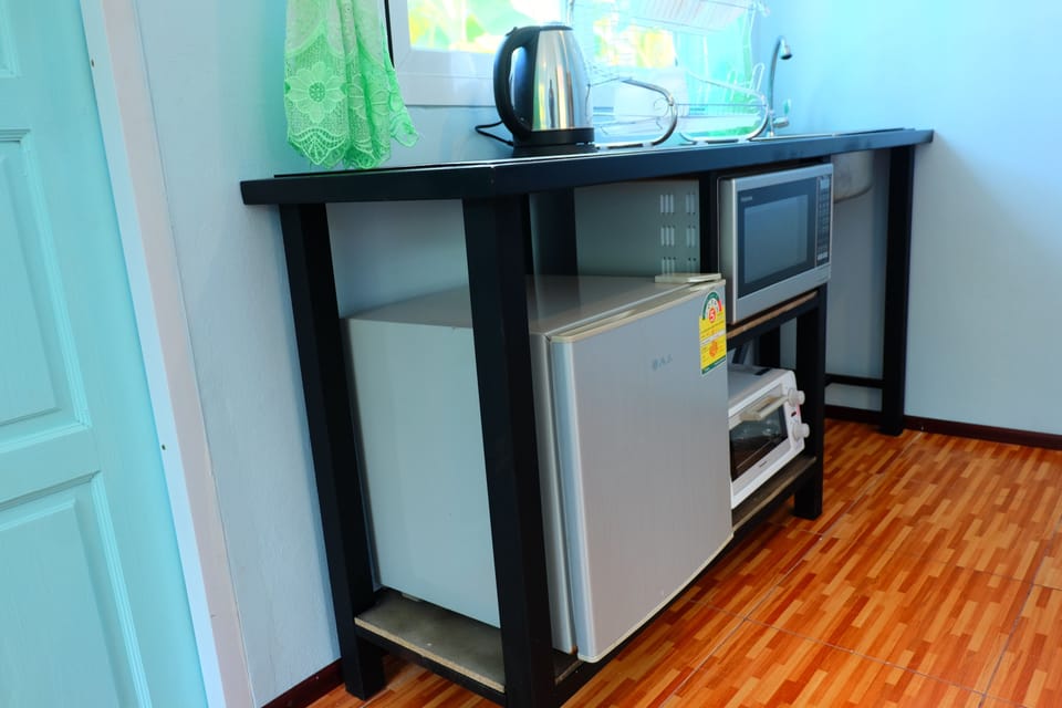 Deluxe Bungalow, 1 Bedroom, Non Smoking, Kitchenette | Room amenity