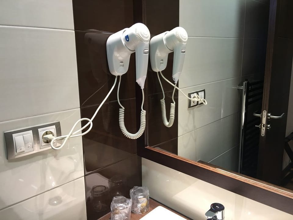Free toiletries, hair dryer, towels
