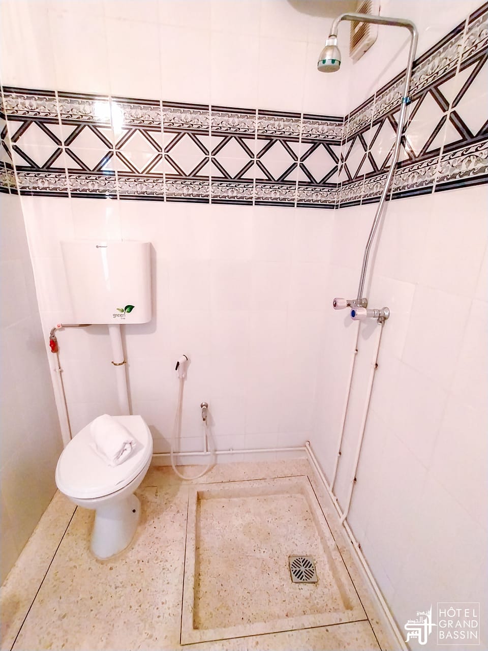 Hotel Grand Bassin Bed and Breakfast in Algeria