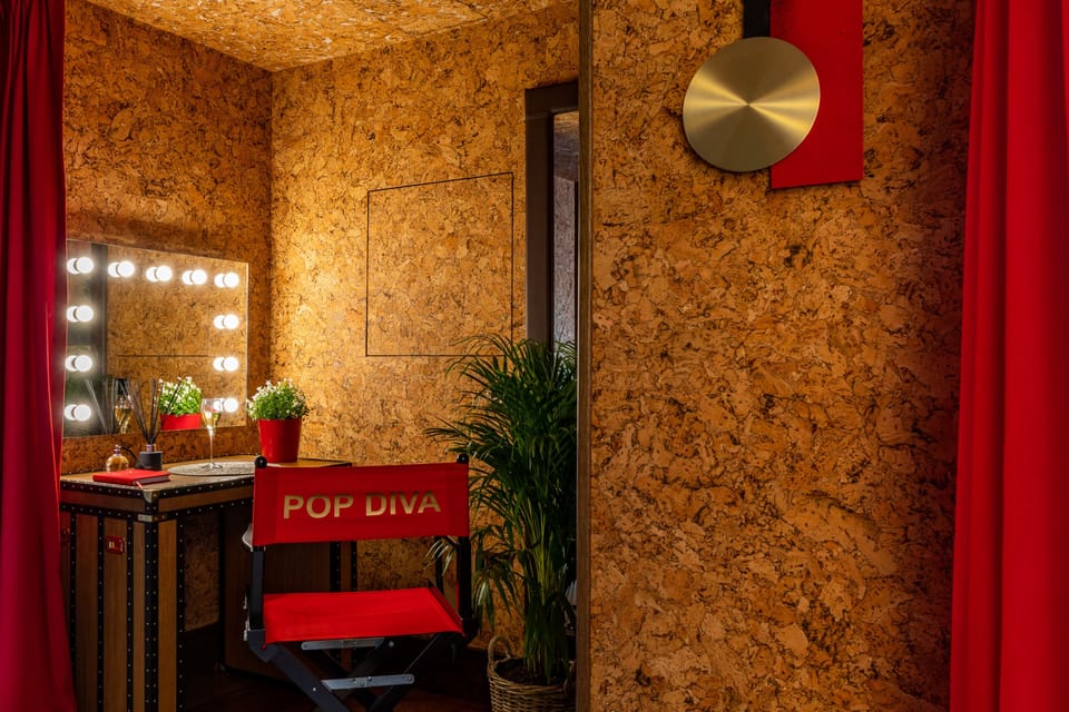 Pop Diva Suites | Bathroom | Free toiletries, hair dryer, towels